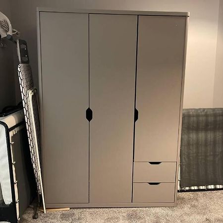 Spacious, Bright Twin Studio Apartment London Exteriör bild